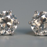 A pair of diamond single stone earstuds